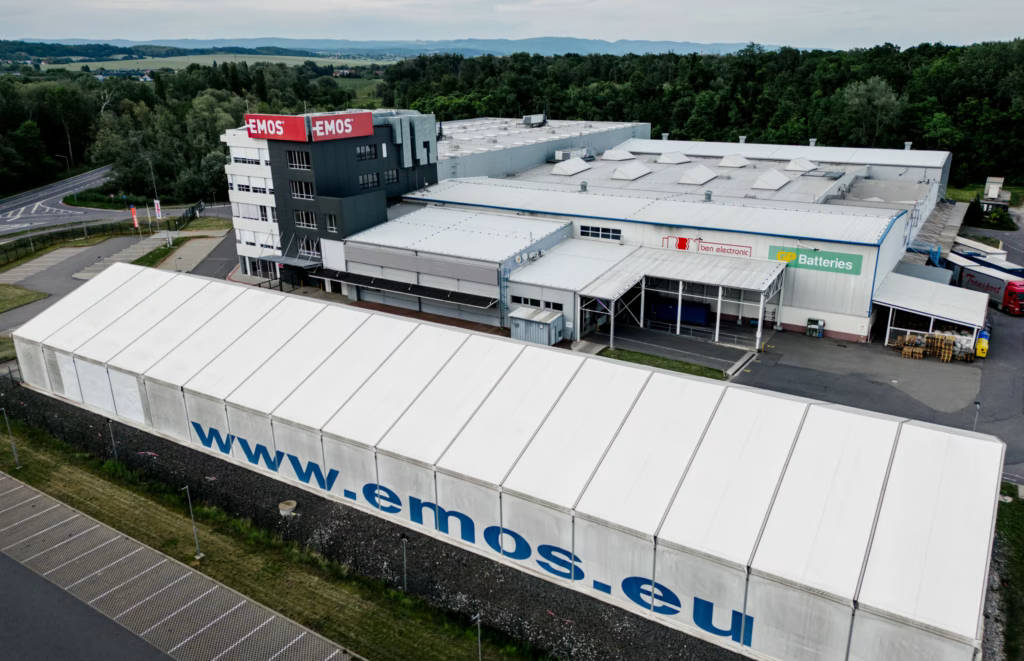 EMOS – centrála a logistické zázemie